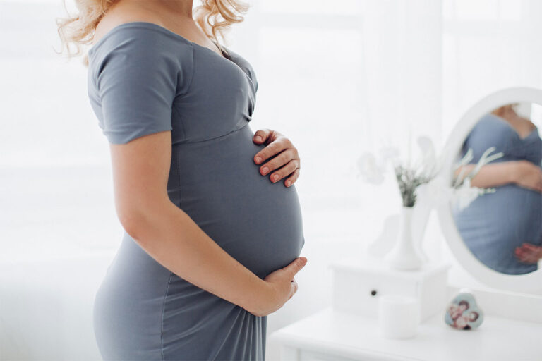 Best Pregnancy and Lactation Safe Azelaic Acid Serums and Creams to Try