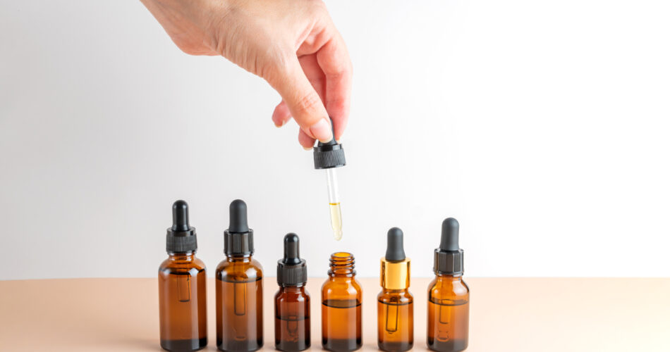 Best Niacinamide Serums & Creams Safe for Pregnancy & Breastfeeding